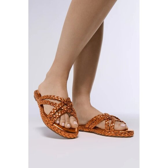 AZALEA WANG Ammon Orange Metallic Braided Sandals Sz 8 NEW in box - Picture 3 of 4